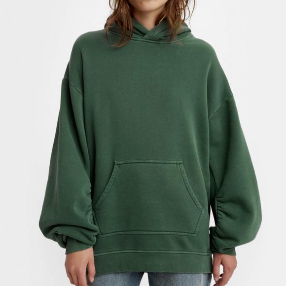 Levi's Tops - LEVI'S MADE AND CRAFTED LONG SLEEVE ARBOR GREEN OVERSIZED HOODIE